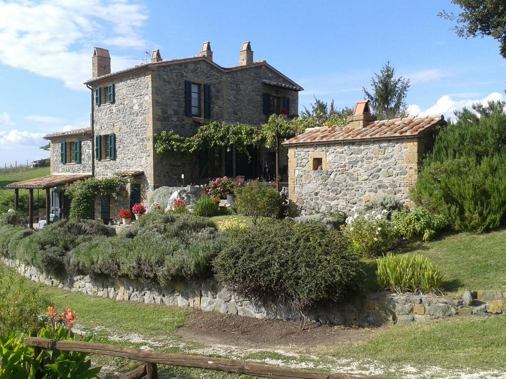 Agriturismo Cantinaccia Di Sopra Pitigliano Bagian luar foto