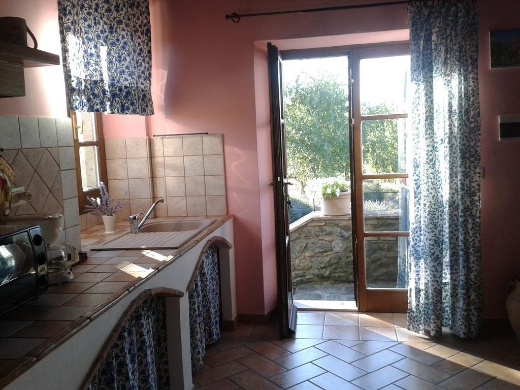 Agriturismo Cantinaccia Di Sopra Pitigliano Ruang foto