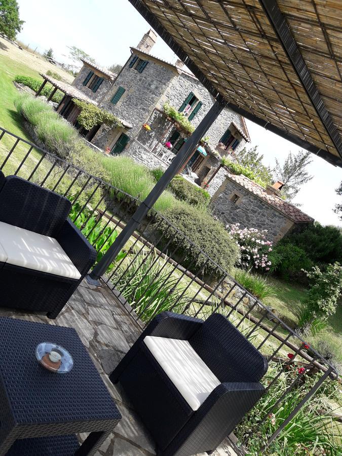 Agriturismo Cantinaccia Di Sopra Pitigliano Bagian luar foto